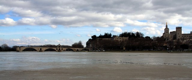 20090208_provencetrip_21_avingnon1